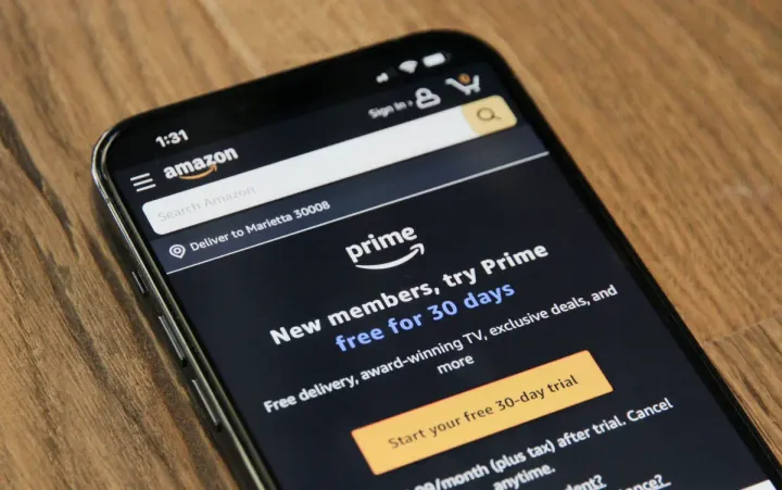 FTC: Amazon engañó a los consumidores para que renovaran automáticamente sus suscripciones Prime